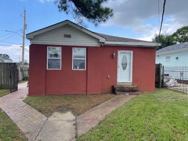 9102 Oleander St, New Orleans, LA 70118 - photo 1