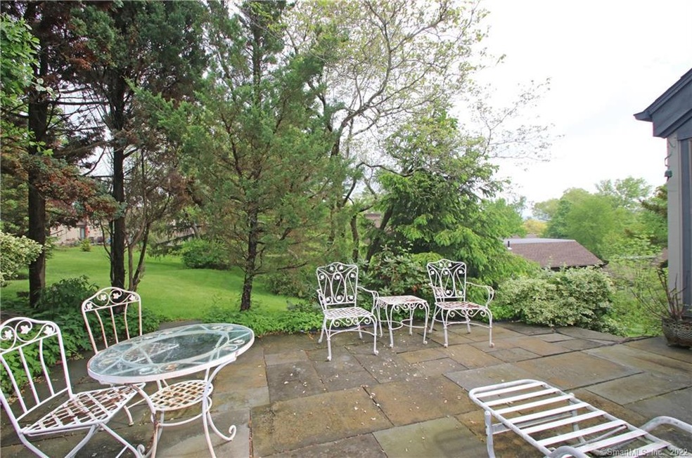 185B Heritage Village unit 185B, Southbury, CT 06488 - photo 1