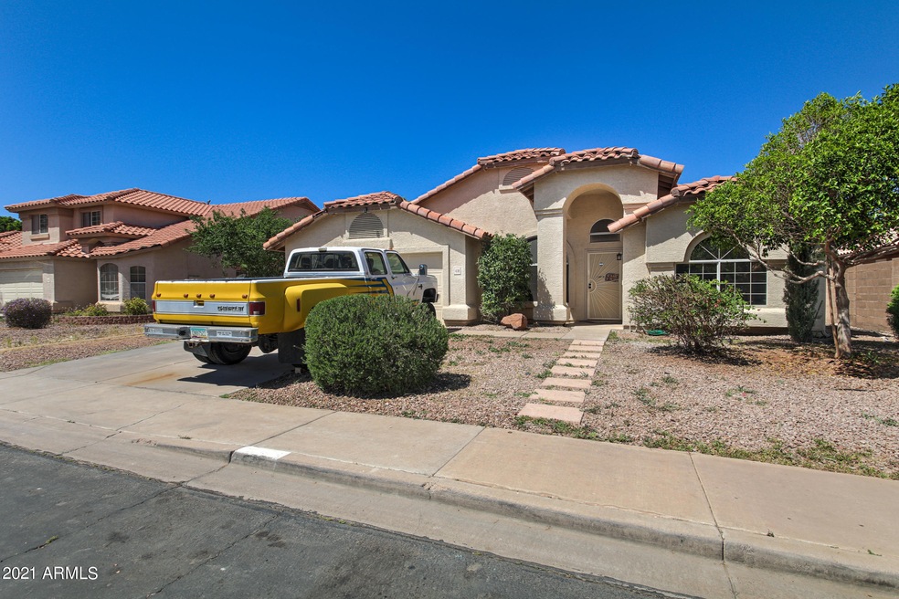 438 W Nopal Ave-1