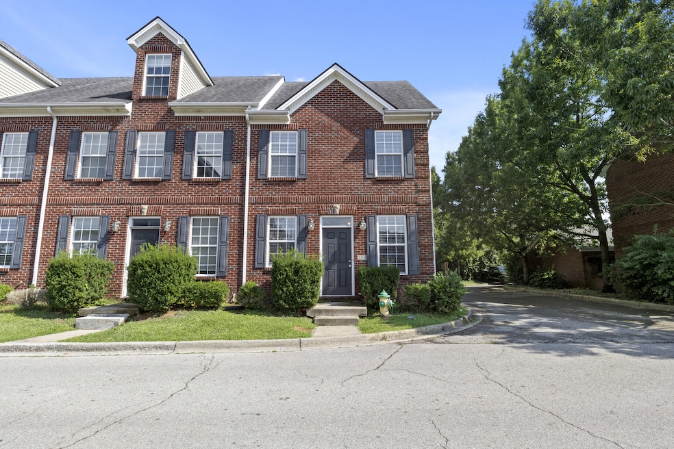 209 Old Todds Rd unit 2109, Lexington, KY 40509 - photo 1