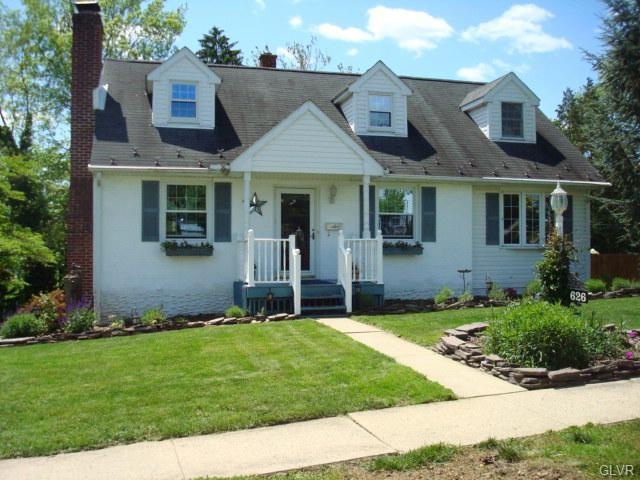 626 Jordan Cir, Whitehall, PA 18052 - photo 1