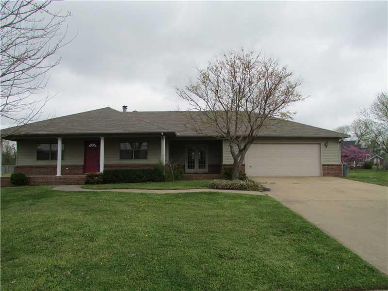 514 Westwood Ave, Prairie Grove, AR 72753 - photo 1