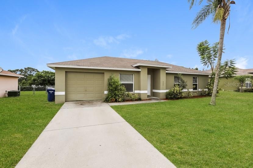 708 17th St NE, Winter Haven, FL 33881 - photo 1