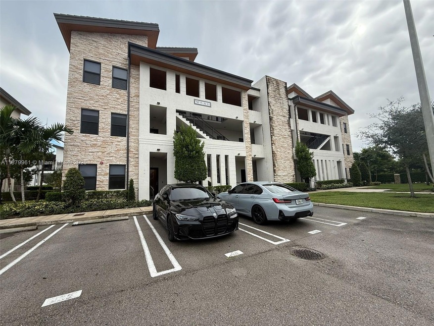 7905 NW 104th Ave unit 24, Doral, FL 33178 - photo 1