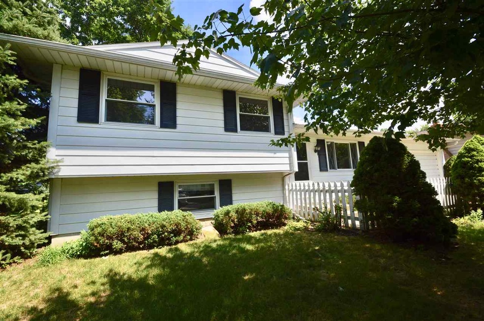 1550 Conant Ct, Mishawaka, IN 46544 - photo 1