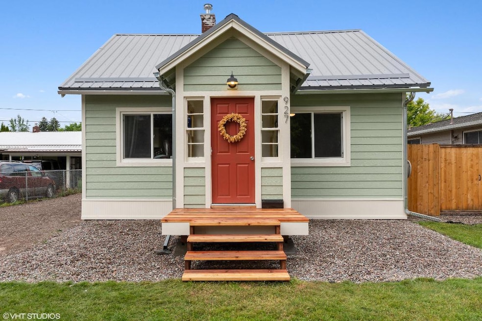 927 6th Ave E, Kalispell, MT 59901 - photo 1