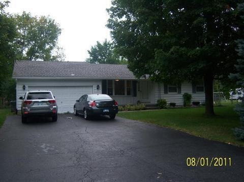 3280 Brookgate Dr, Flint, MI 48507 - photo 1