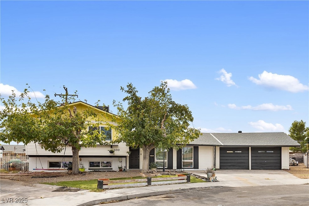 300 Duke Cir, Las Vegas, NV 89107 - photo 1