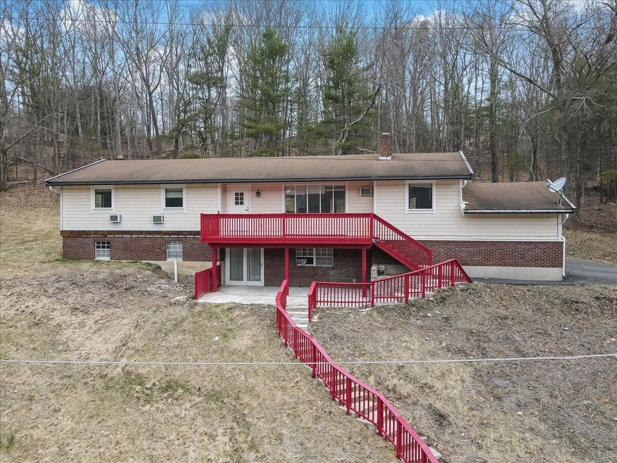 108 Hidden Hollow Ln, Stroudsburg, PA 18360 - photo 1