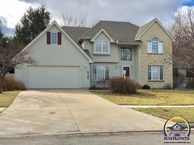 6121 SW 39th St, Topeka, KS 66610 - photo 1