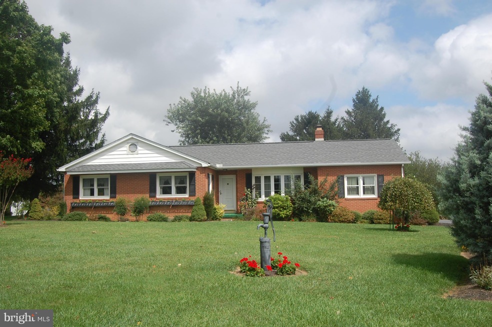 3829 Burkittsville Rd, Knoxville, MD 21758 - photo 1