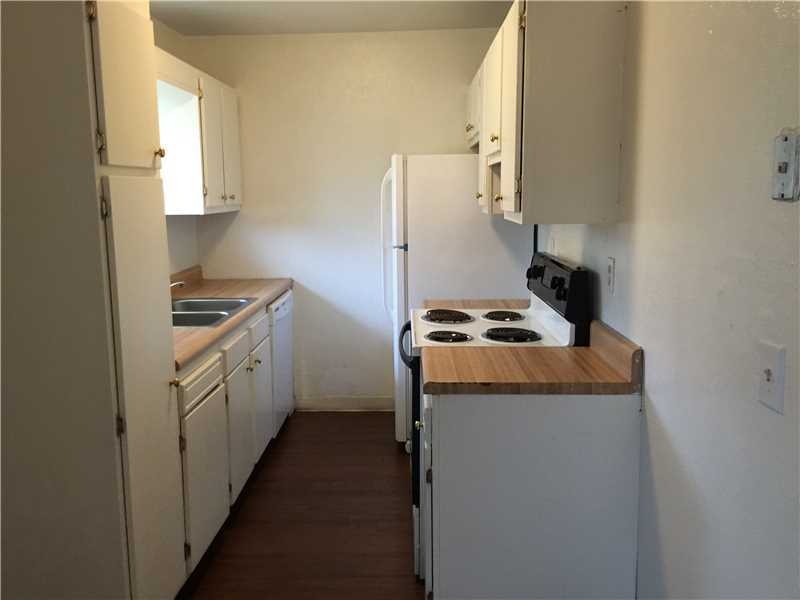 1207 NW 2nd St unit C, Bentonville, AR 72712 - photo 1