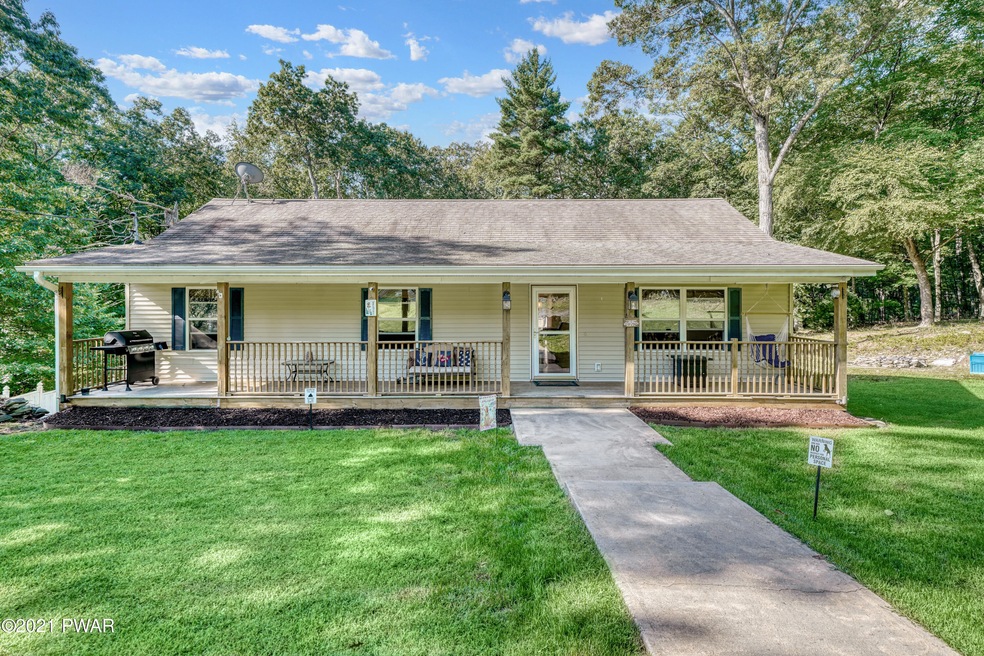 107 Hillside Ct, Dingmans Ferry, PA 18328 - photo 1