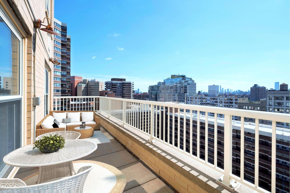 New York Towers unit 18N, New York, NY 10010 - photo 1