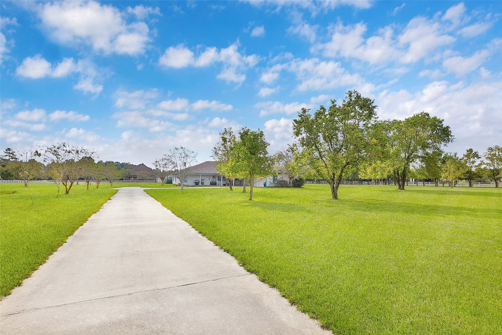 643 High Meadow Ranch Dr, Magnolia, TX 77355 - photo 1