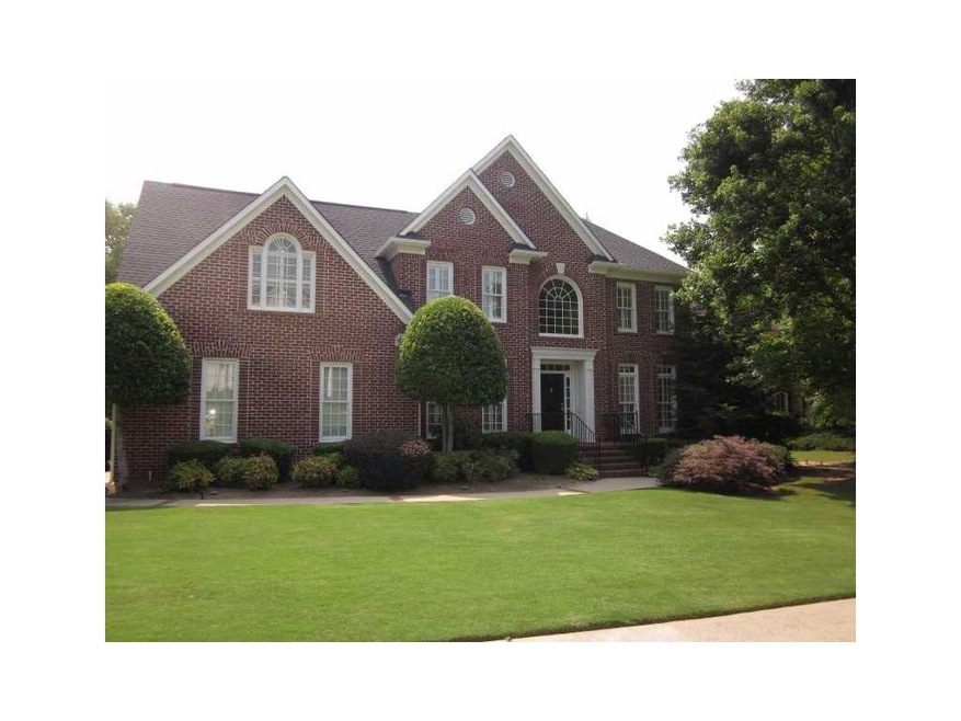 2039 Kinsmon Dr, Marietta, GA 30062 - photo 1