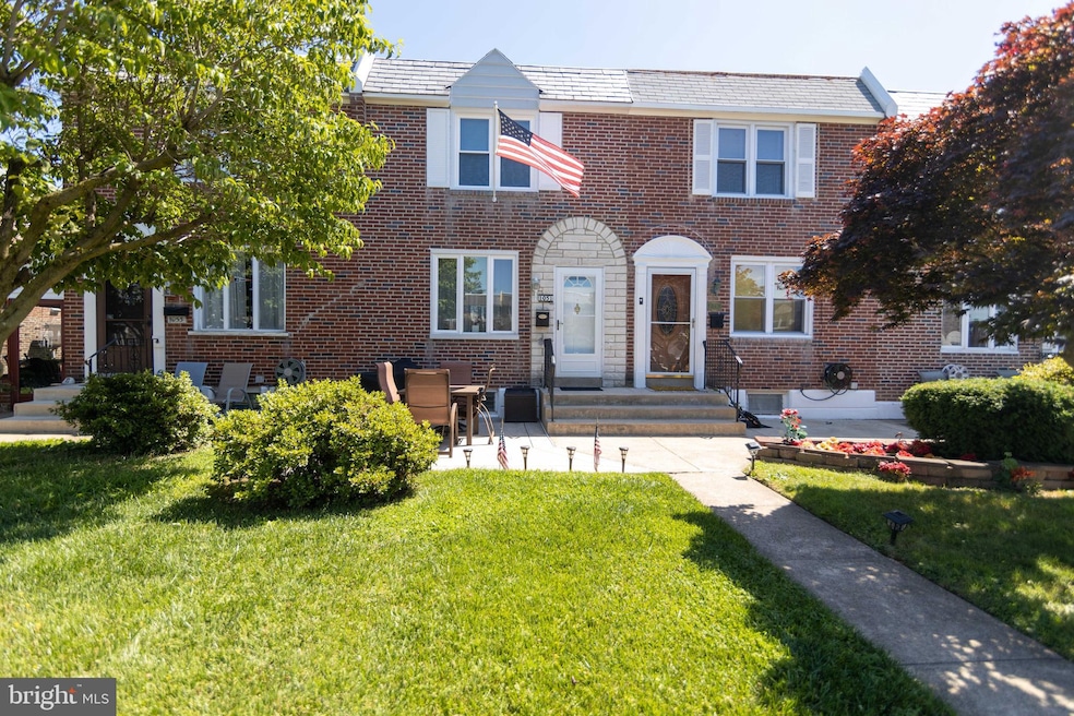 1051 Tremont Dr, Glenolden, PA 19036 - photo 1