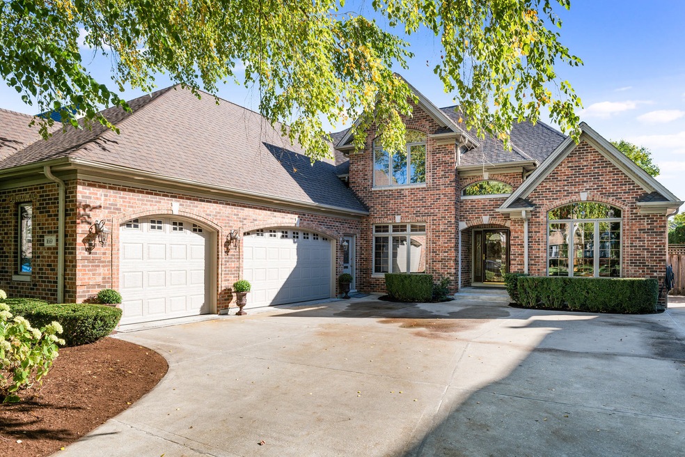 169 S Lawndale Ave, Elmhurst, IL 60126 - photo 1