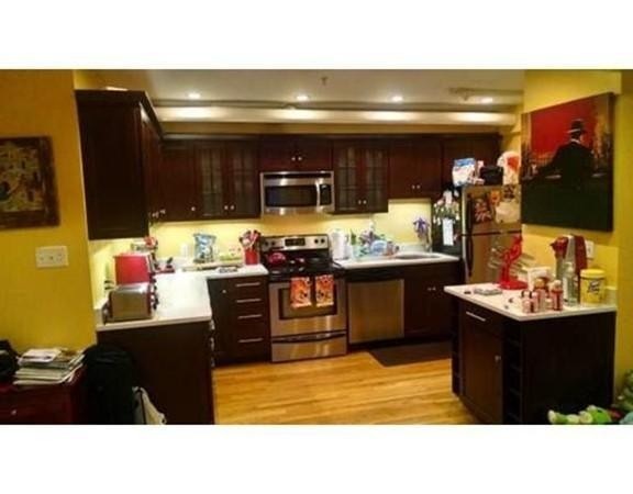 370 Marlborough St unit 2, Boston, MA 02115 - photo 1