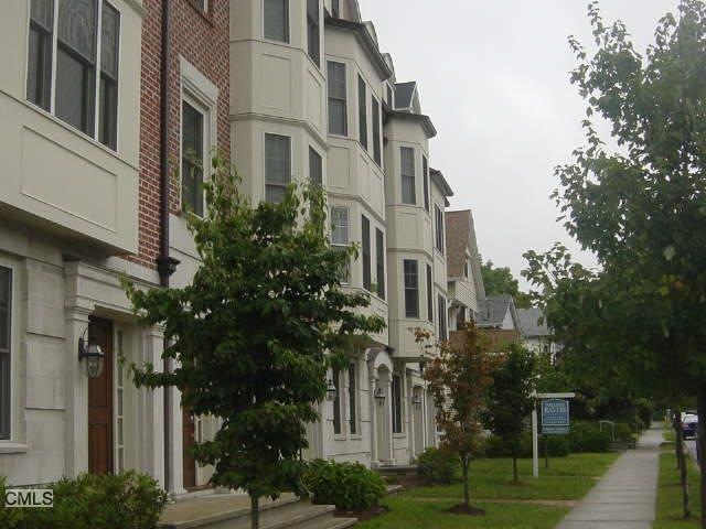 14 Forest St unit D, Stamford, CT 06901 - photo 1