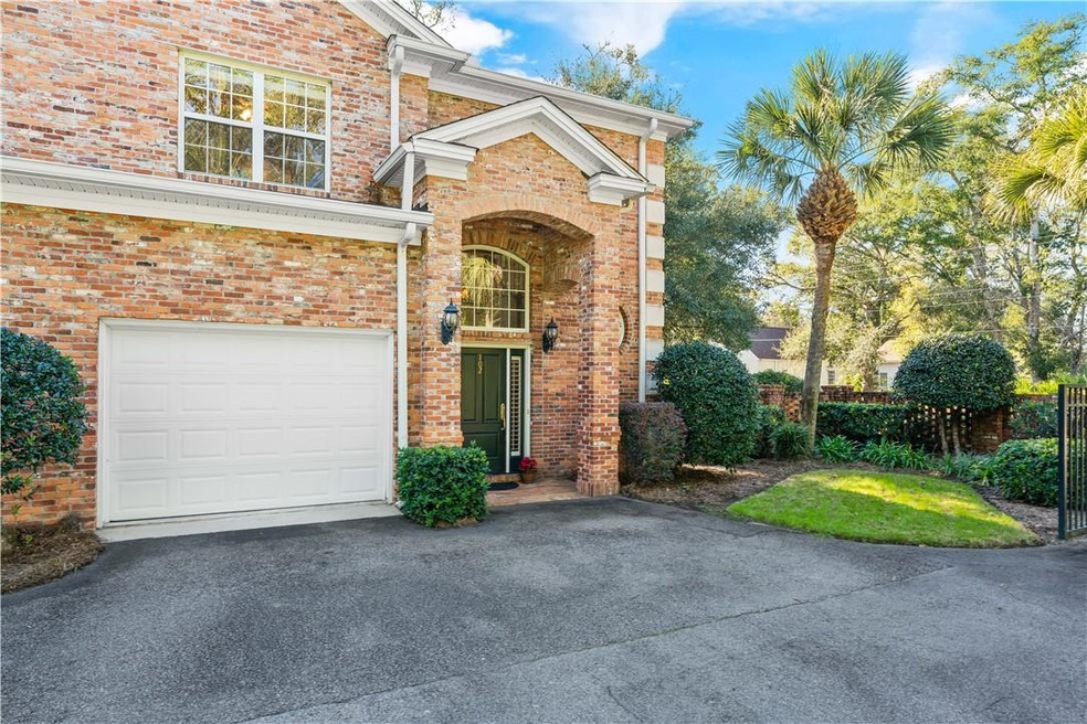 102 N Palm Villas Ct, Saint Simons Island, GA 31522 - photo 1