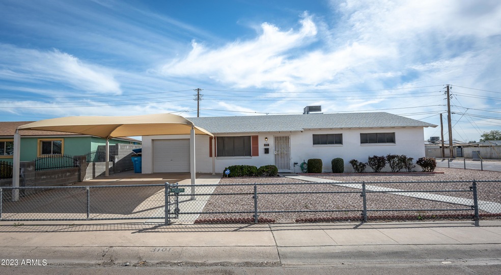 3101 N 40th Ln, Phoenix, AZ 85019 - photo 1