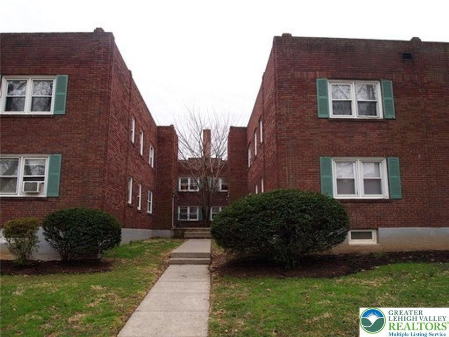 2228 W Allen St unit 1B, Allentown, PA 18104 - photo 1
