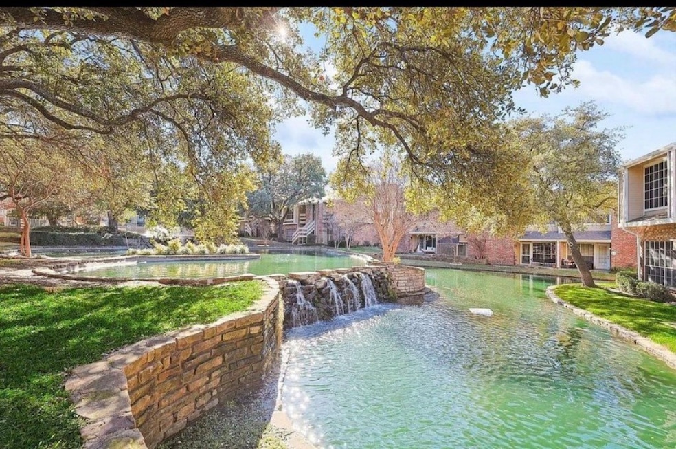 3550 Country Square Dr unit 109, Carrollton, TX 75006 - photo 1