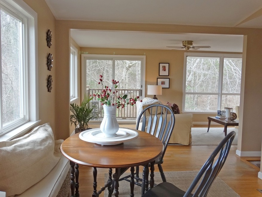 5 Woodlawn Ave, Mattapoisett, MA 02739 - photo 1