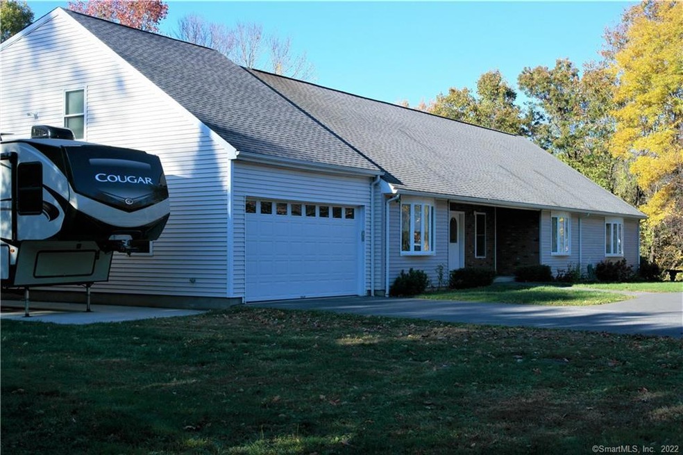 151 Middle Road Turnpike, Woodbury, CT 06798 - photo 1