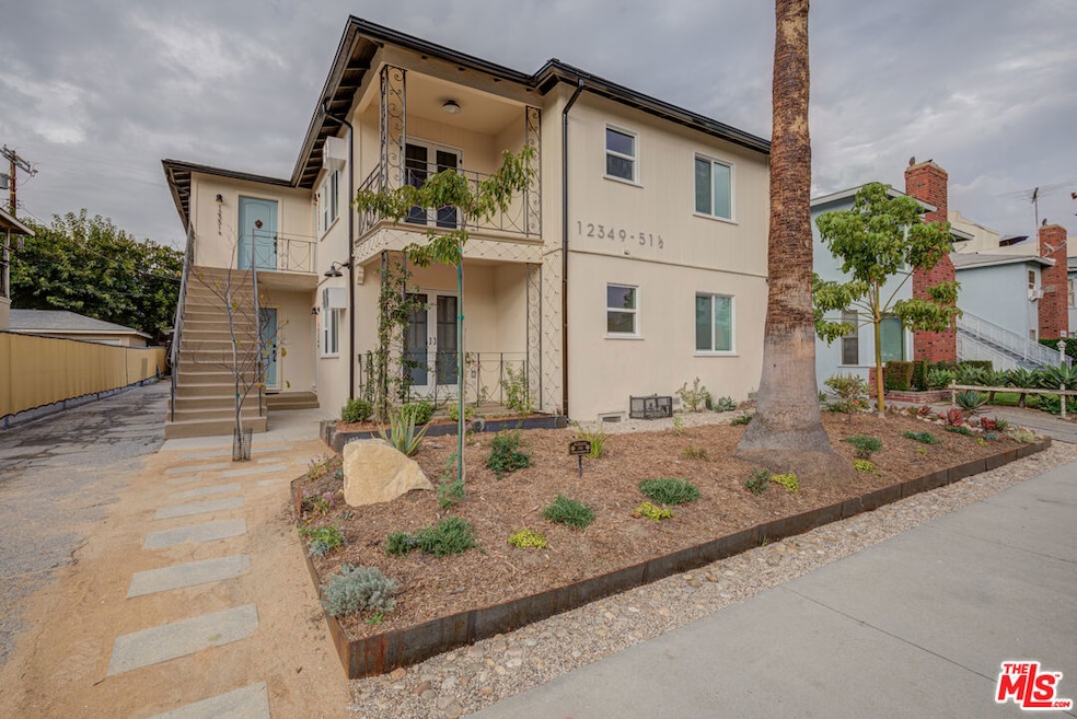 12351 Riverside Dr unit 1/2, Los Angeles, CA 91607 - photo 1