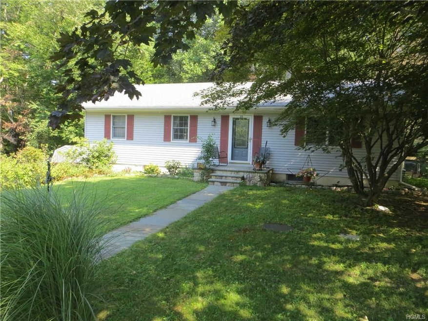 22 Martin St, Pine Bush, NY 12566 - photo 1