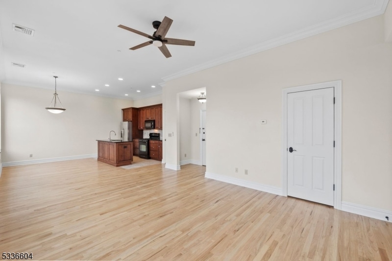 33 Forest Ave unit E1, Hawthorne, NJ 07506 - photo 1
