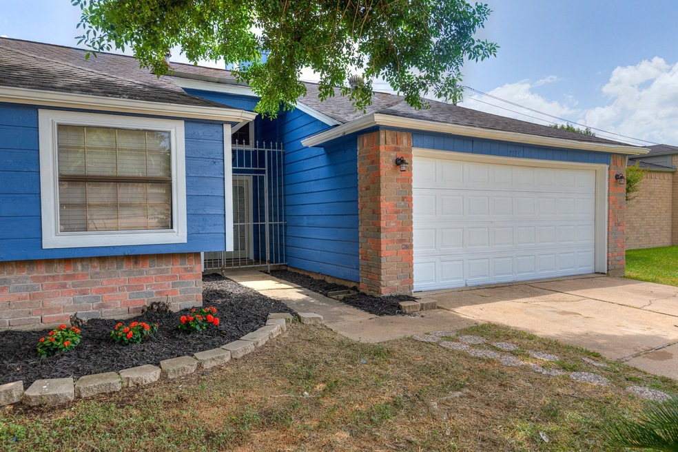 6222 Clayridge Dr, Houston, TX 77053 - photo 1