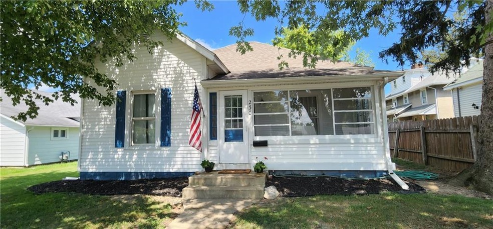 230 E Jackson St, Tipton, IN 46072 - photo 1