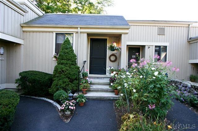 166 Heritage Hills unit B, Somers, NY 10589 - photo 1