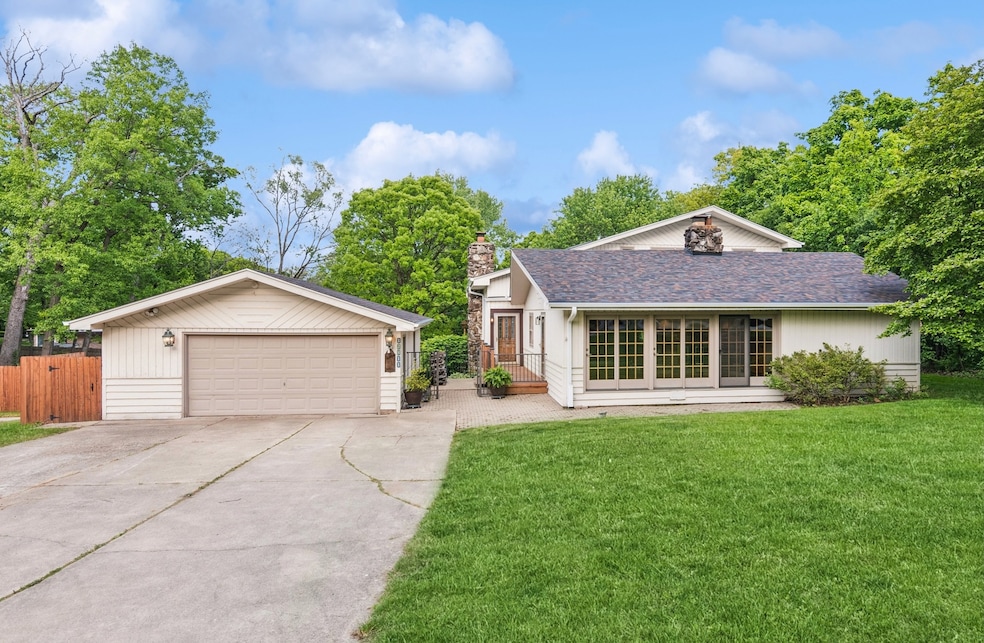 12811 S 82nd Ct, Palos Park, IL 60464 - photo 1