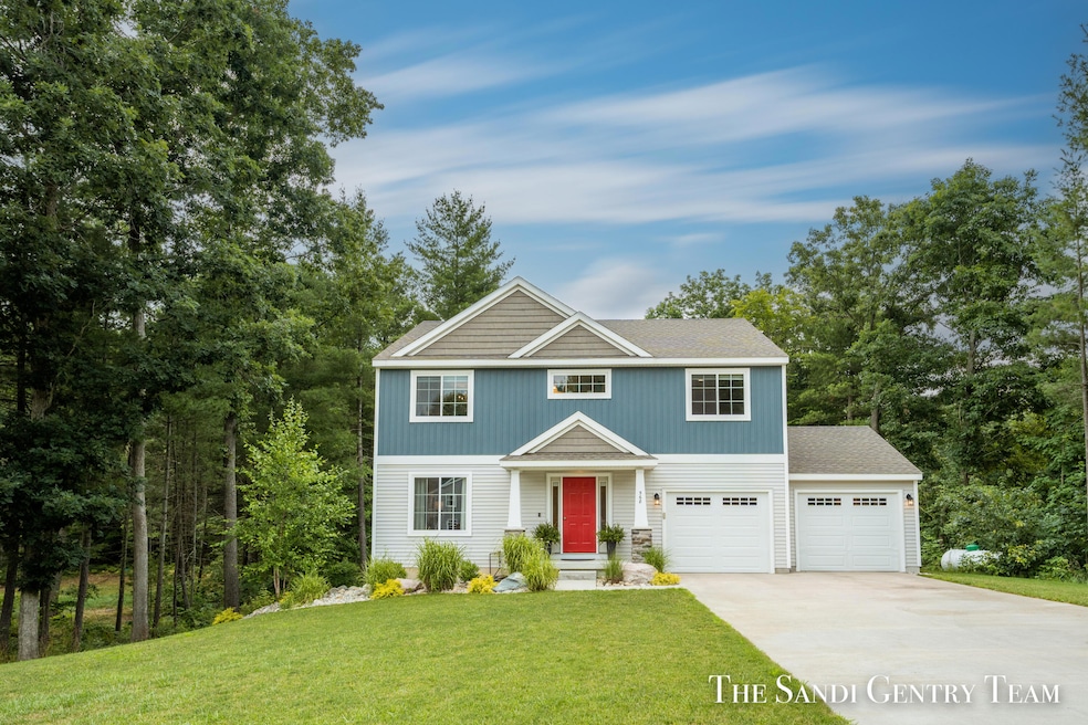 568 River Hills Dr, Newaygo, MI 49337 - photo 1