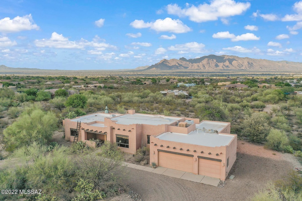 Sanfa Fe Home with Fabulous Views