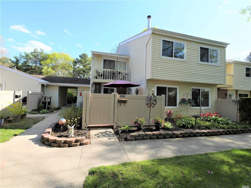 203 Springmeadow Dr unit G, Holbrook, NY 11741 - photo 1