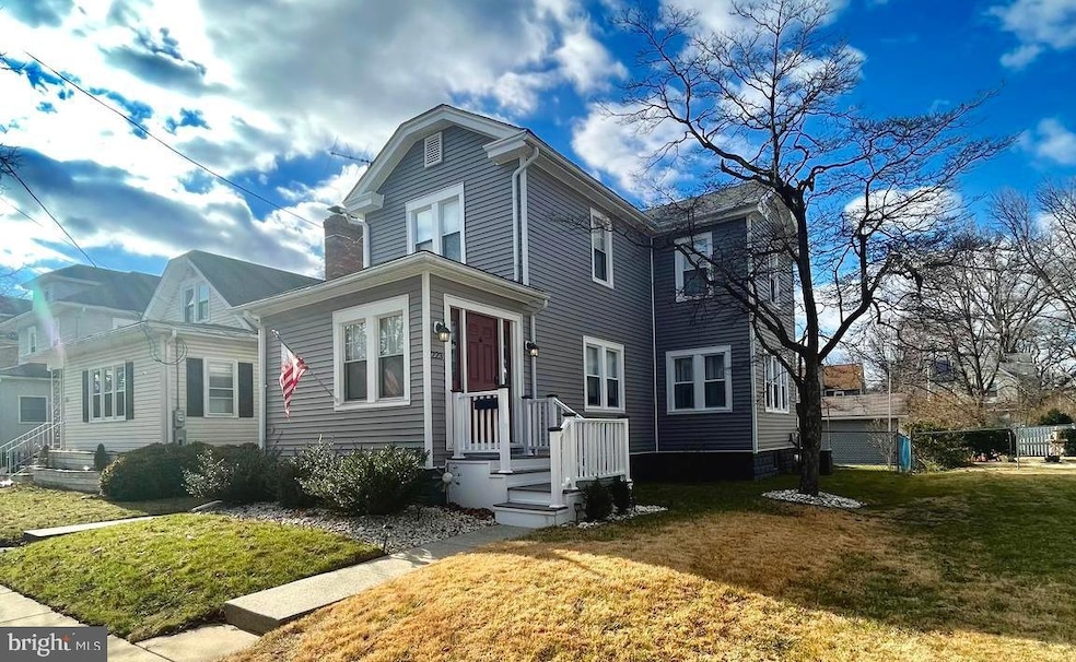 223 S Davis St, Woodbury, NJ 08096 - photo 1