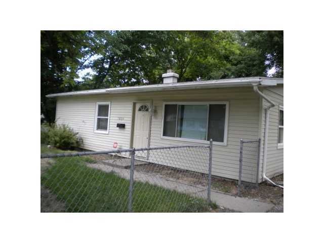 3020 Fielding Dr, Lansing, MI 48911 - photo 1