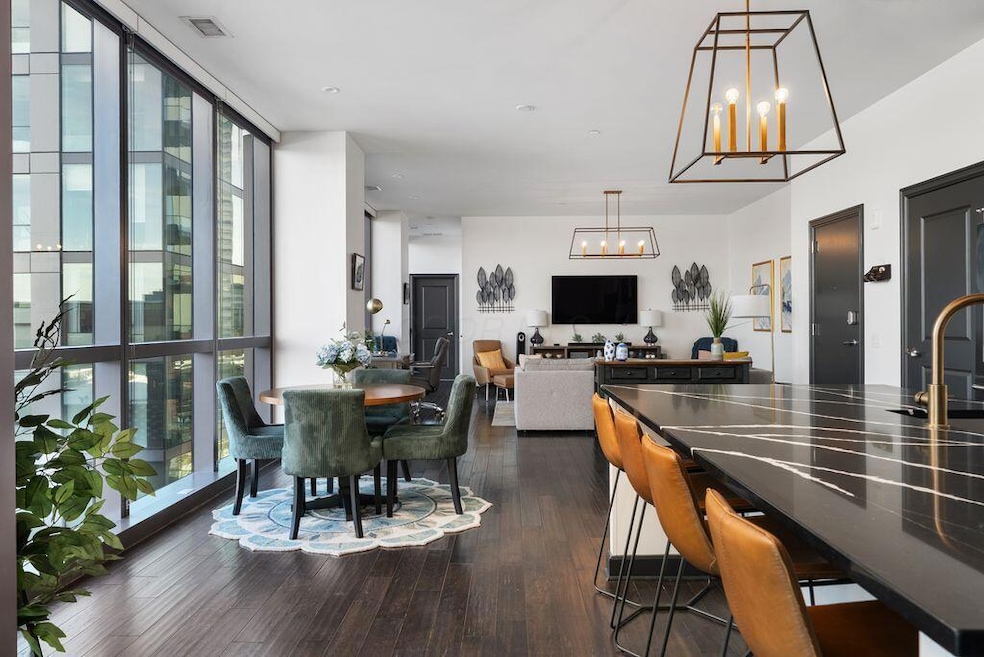 Parks Edge East unit 613, Columbus, OH 43215 - photo 1