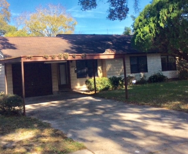 4919 Cosby St, Houston, TX 77021 - photo 1