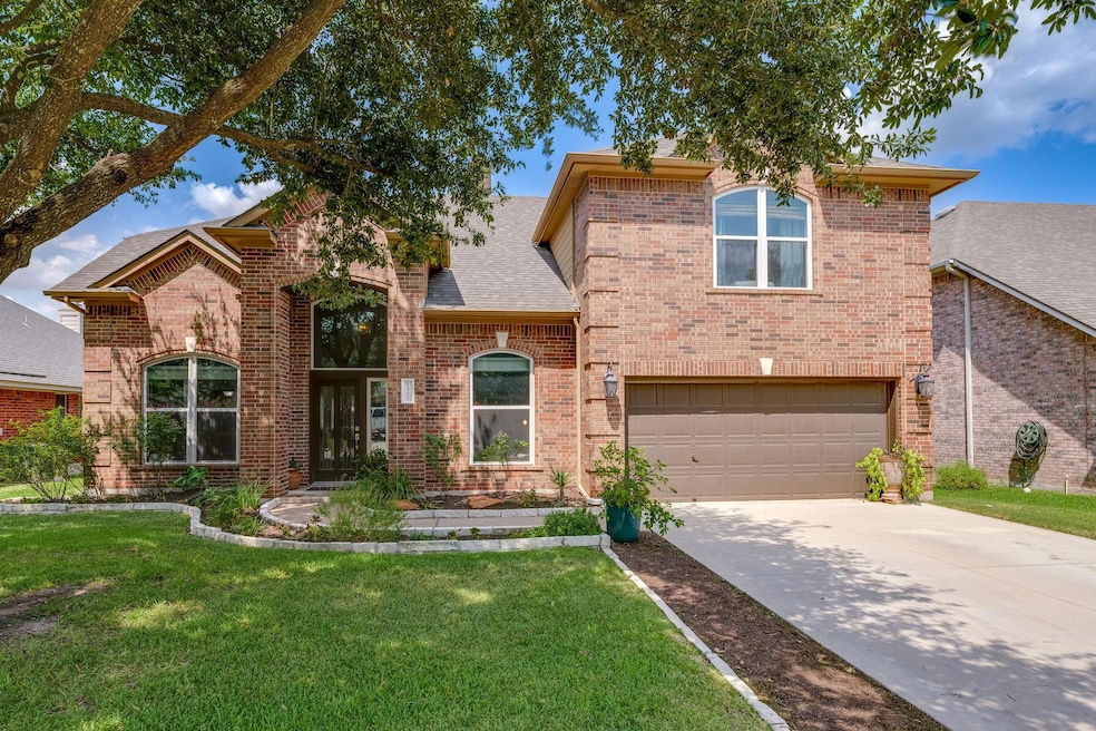 Pending $610,000 • Co-Listing Agent