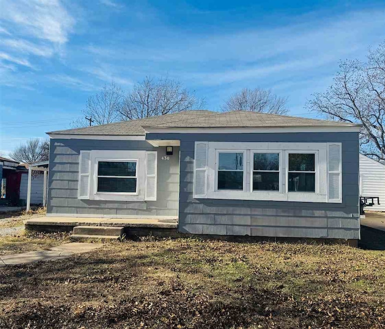 430 S Peachtree St, Ponca City, OK 74601 - photo 1