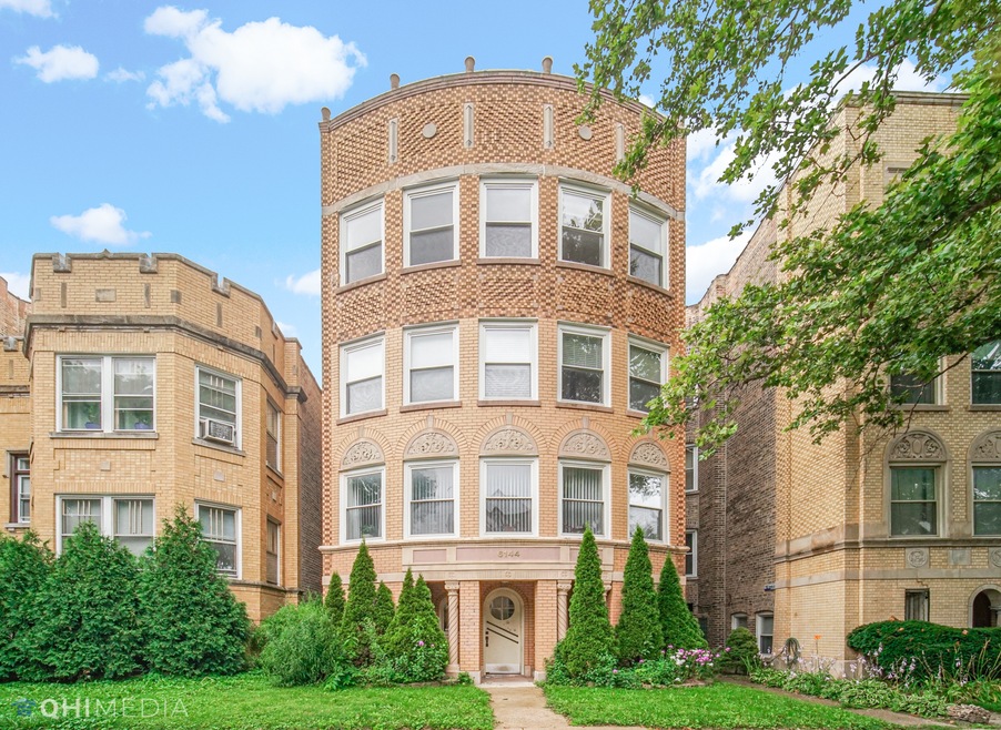 6144 N Washtenaw Ave unit 4, Chicago, IL 60659 - photo 1