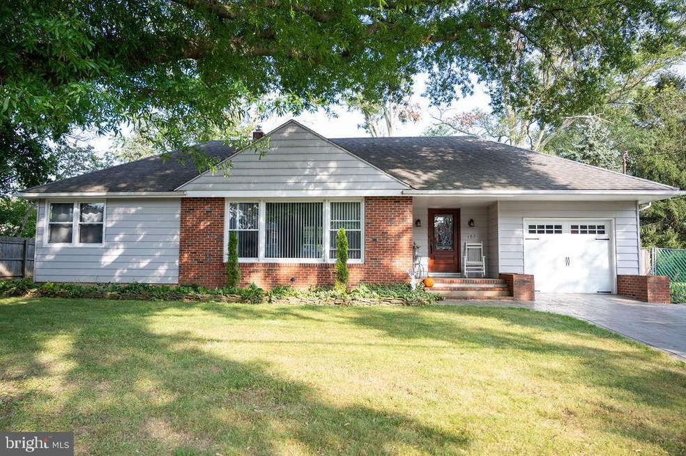 157 Ashurst Ln, Mount Holly, NJ 08060 - photo 1