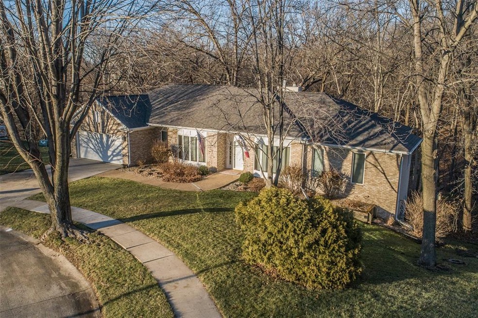 3016 Cedar Ridge Dr NE, Cedar Rapids, IA 52402 - photo 1