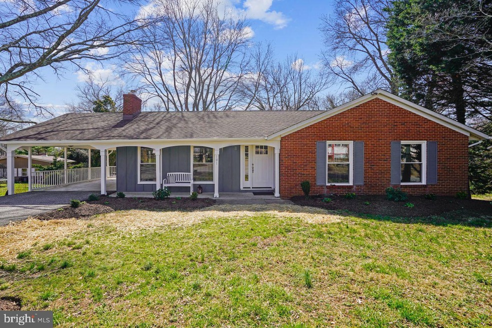 101 Mansion Dr, Annapolis, MD 21403 - photo 1